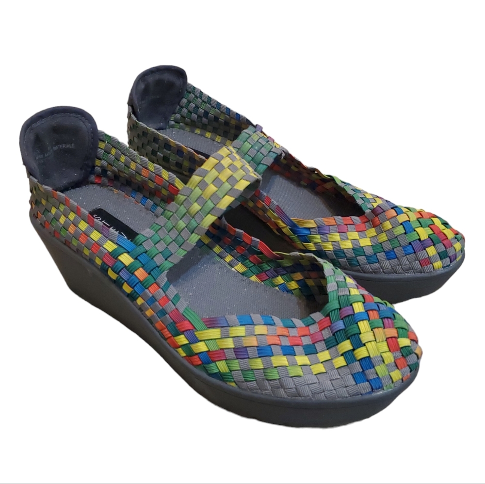 Steven by Steve Madden "Brice" Wedges Rainbow Woven Multi Color Size 10